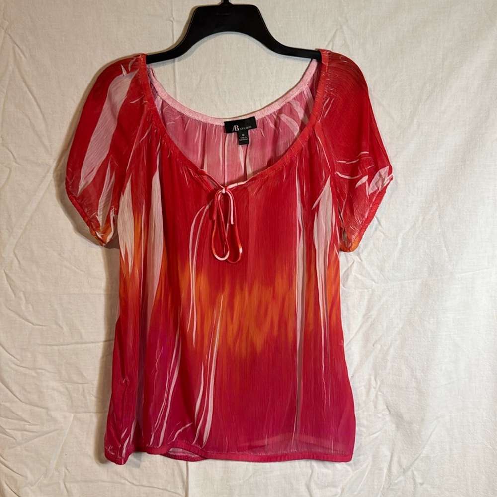 Ombré Ladies Top, Size Medium